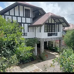 Nuwara Eliya Homestay Нувара-Элия